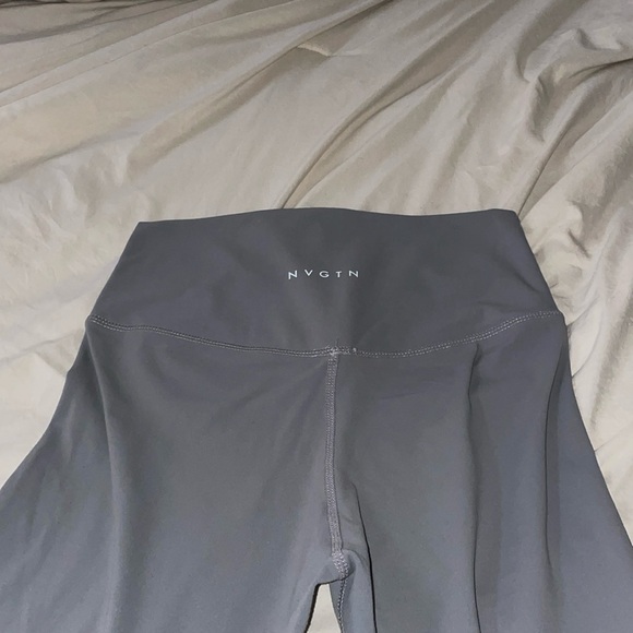 NVGTN Grey Signature 2.0 Leggings 🧭🐭 - Picture 2 of 4